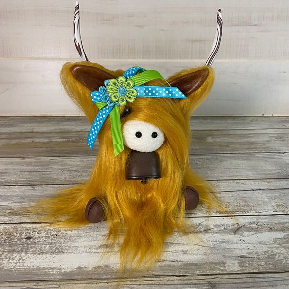 🚫SOLD🚫 Highland Coo Cow Gnome Scottish Handmade Decor Farmhouse Polka Dot Daisy - Picture 4 of 11